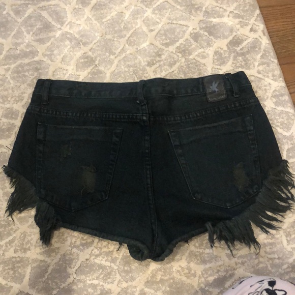 One Teaspoon denim shorts - Picture 2 of 4